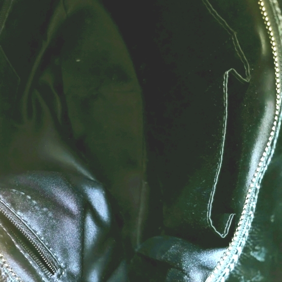 Vintage Coach Women's Patent Leather and Suede Inlaid Purse Bag - Picture 10 of 16